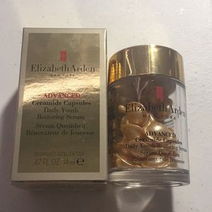 Elizabeth Arden Advanced Ceramide Capsules
